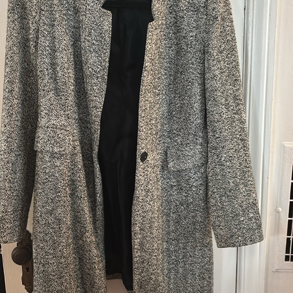 Zara Jacket - Picture 4 of 4